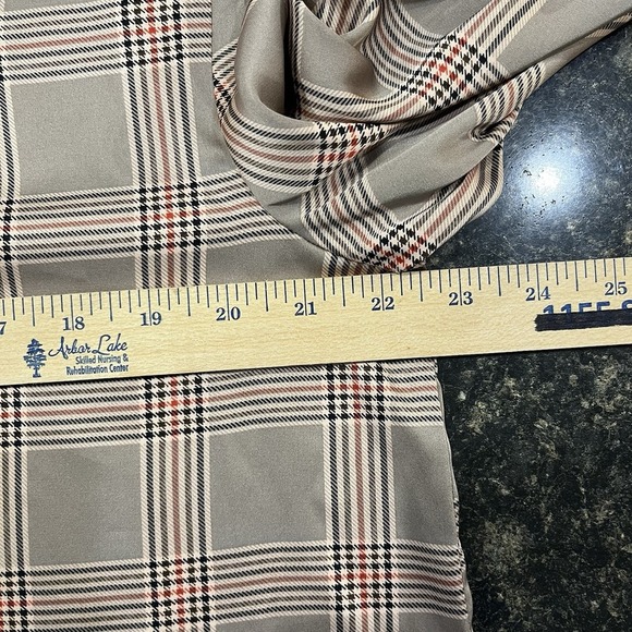 The Limited Polyester Long Sleeve Button Up Women's Plaid Tan Blouse Size L - Picture 8 of 10